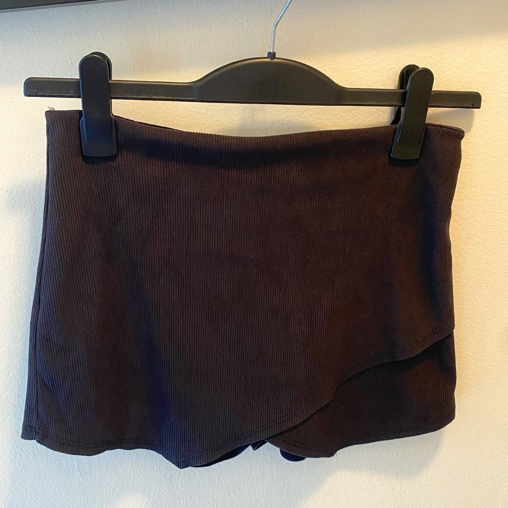 Black Asymmetrical Skort. M